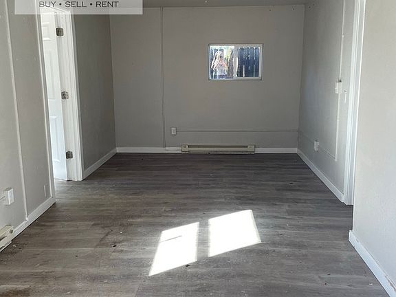 4th image of 1115 1/2 E 6th St