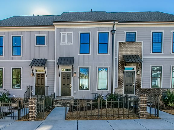2nd image of 119B Capital Ave #202