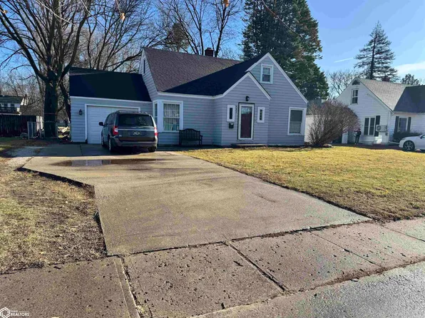 403 3rd St N, Humboldt, IA 50548