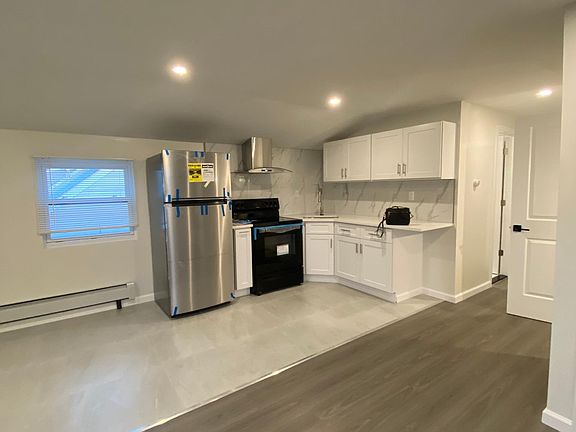 3rd image of 2368 Westley Rd Floor 2