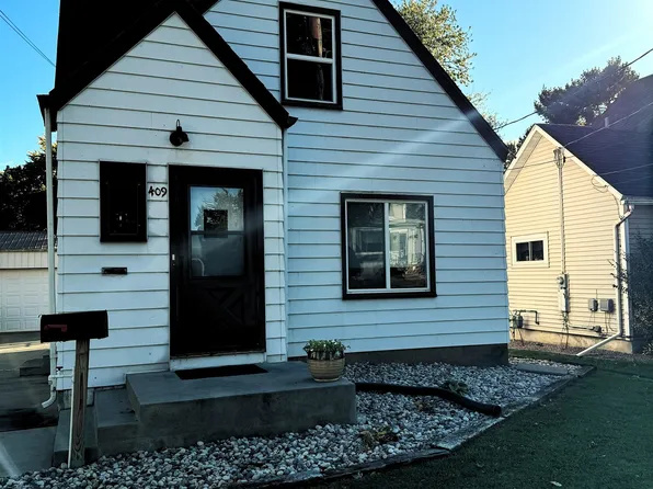 409 Haskell St, Beaver Dam, WI 53916