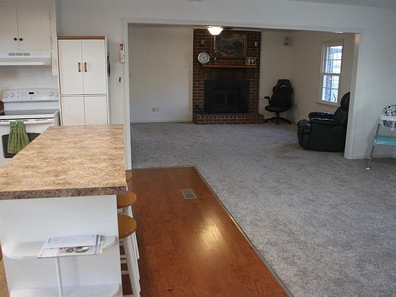 4th image of 1048 Fairview Dr Lot 12&13
