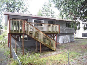 4th image of 19108 Glen Haven Ct NE