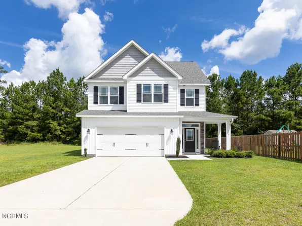 116 Saw Grass Drive, Maple Hill, NC 28454