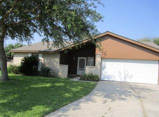 39 Wagon Lane Loop, Angleton, TX 77515