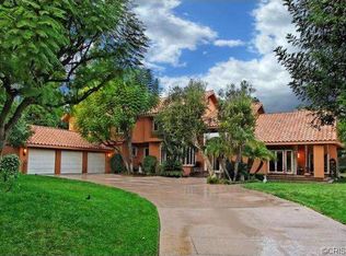 19245 Mayall St, Northridge, CA 91324