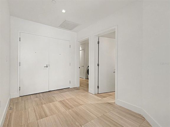 4th image of 3101 W Bayshore Blvd #502