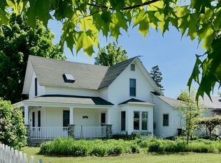 127 S F St, Cheboygan, MI 49721