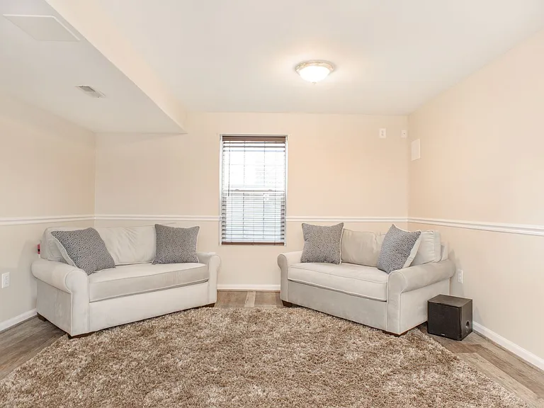 8008 High Oak Rd — Photo 48