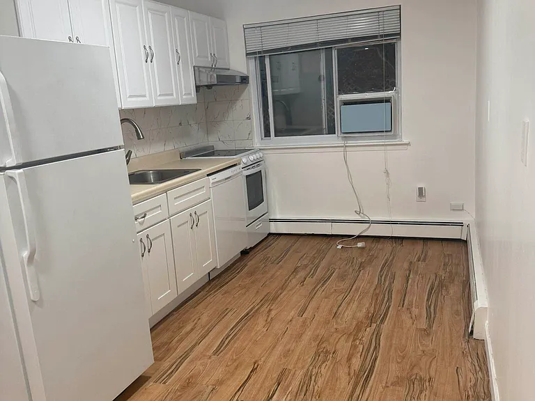 34-29 32nd St #1 — Photo 6