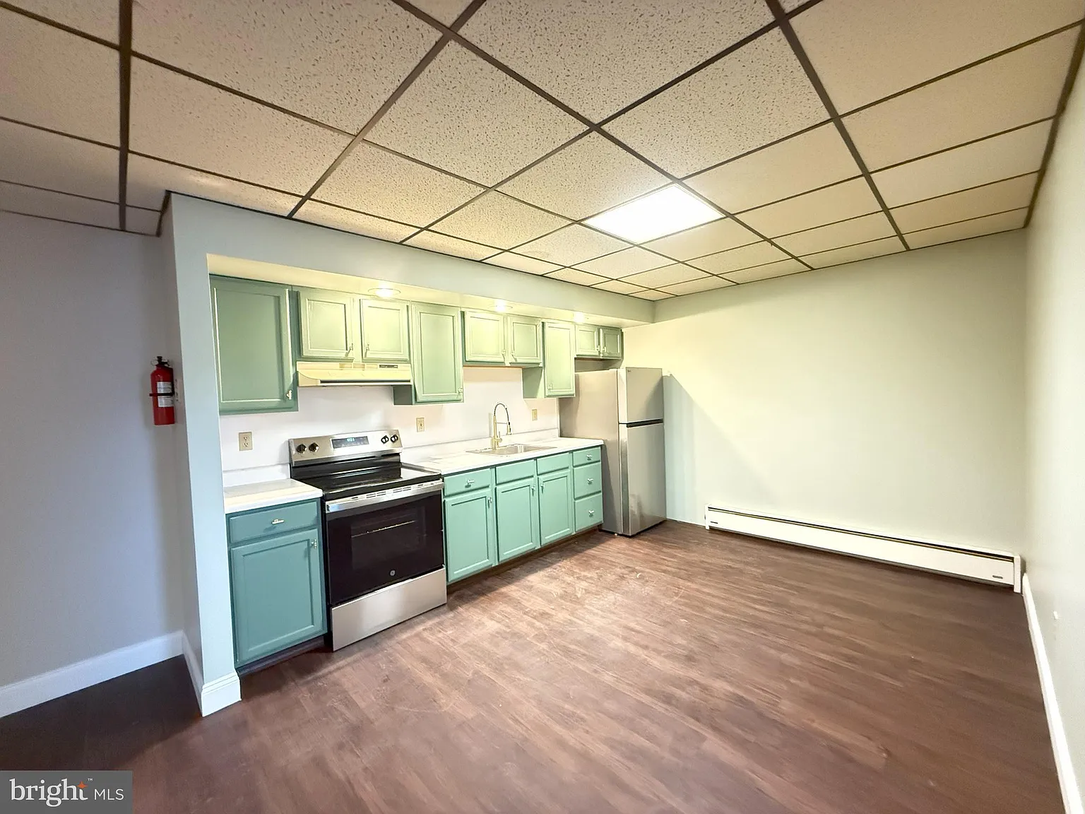 2 bed, 900 sqft, $1,000 — Photo 3