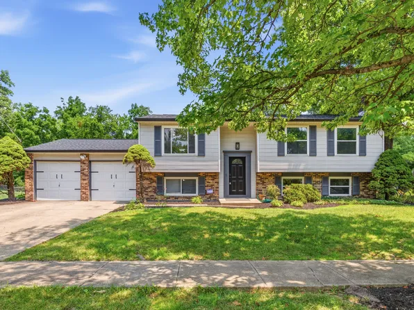 9505 Thornwood Dr, Indianapolis, IN 46250
