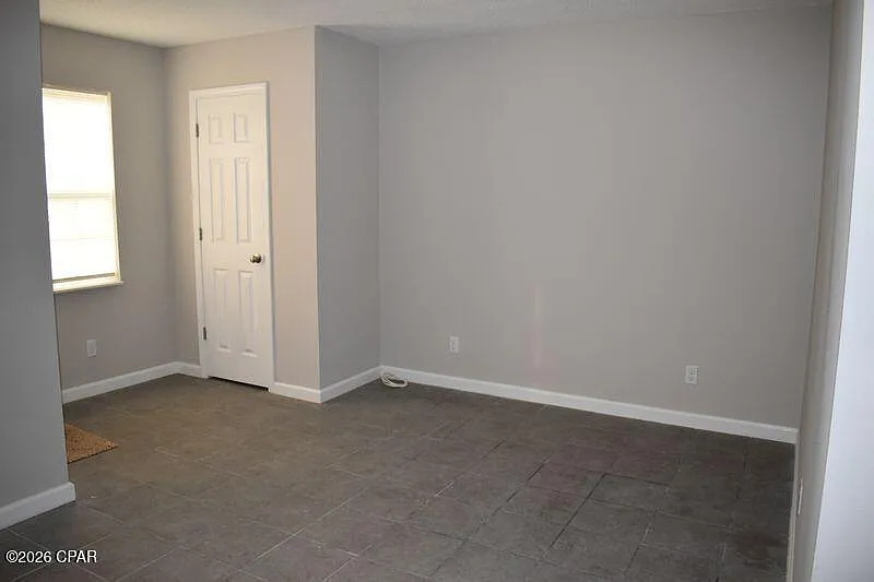 1 bed, $900 — Photo 3