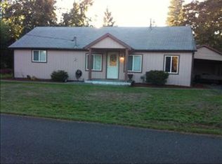563 7th St, Lyons, OR 97358