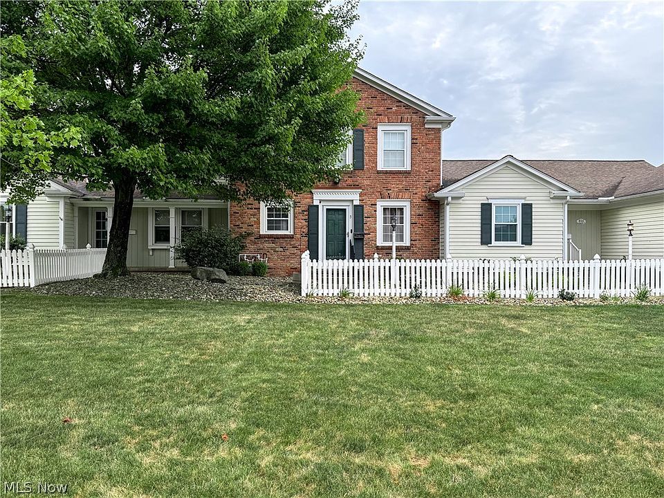 1st image of 814 Kentwood Dr Unit 3