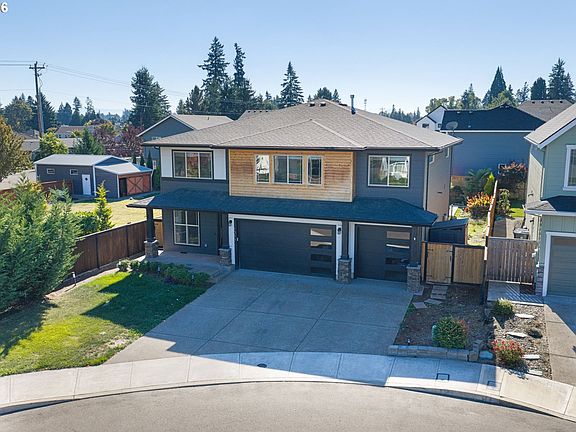 2nd image of 1053 NE 16th Ave