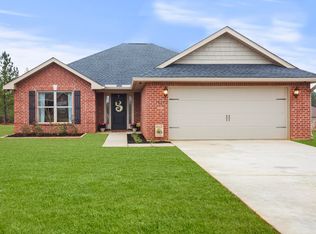 19545 Rudd Dr, Saucier, MS 39574