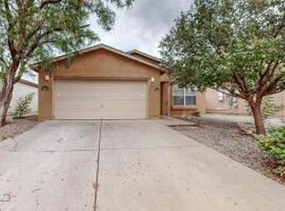 932 Blackbird Dr SW, Albuquerque, NM 87121