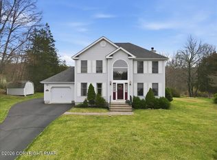 277 Northpark Dr W, East Stroudsburg, PA
