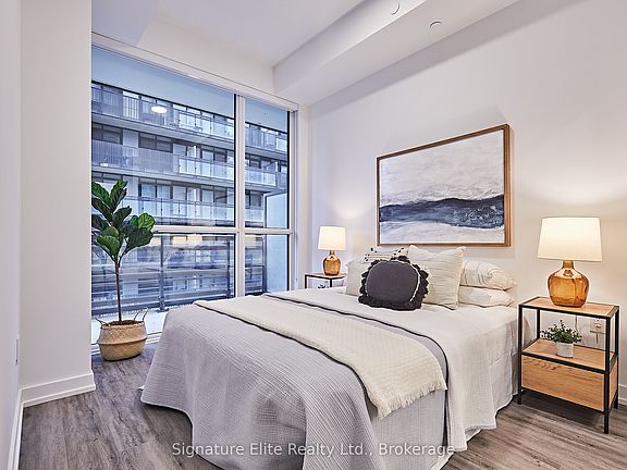 2nd image of 39 Roehampton Ave #307