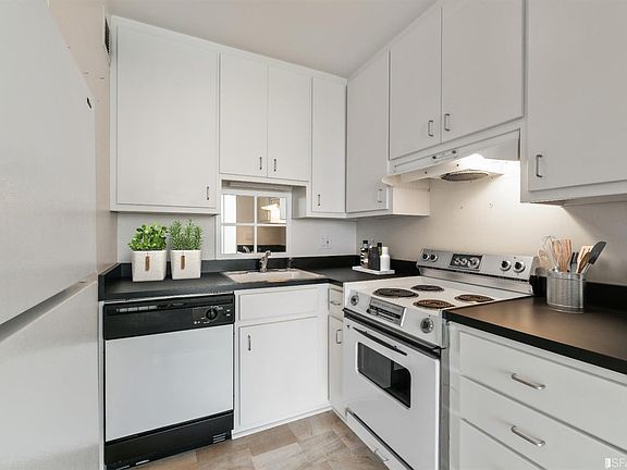 4th image of 1000 N Point St APT 1506