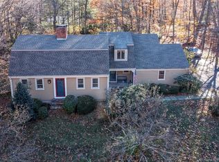 160 Cider Mill Rd, Glastonbury, CT 06033