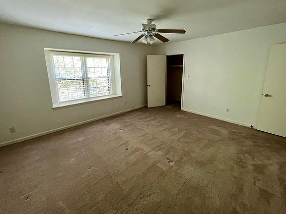 Upstairs Front Bedroom