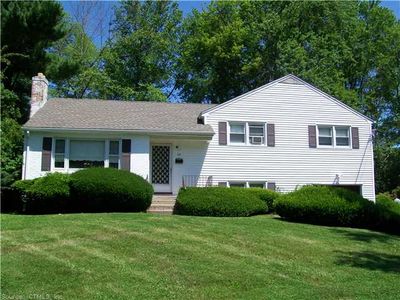 24 Carlyle Rd, West Hartford, CT, 06117
