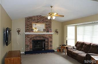 5th image of 120 Gladiola Ct
