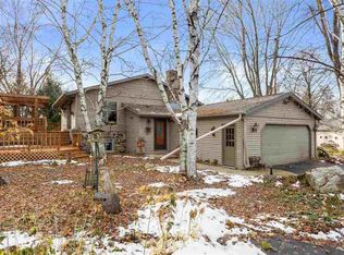 N3223 Primrose Ln, Black Creek, WI 54106