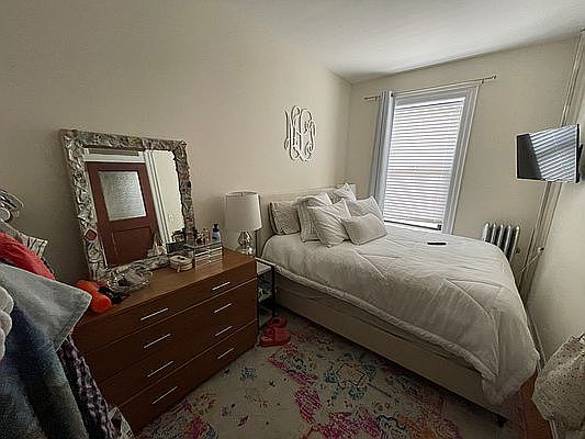 4th image of 30-11 34th St #2C