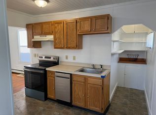 135-137 Main St #135C, Indian Orchard, MA 01151