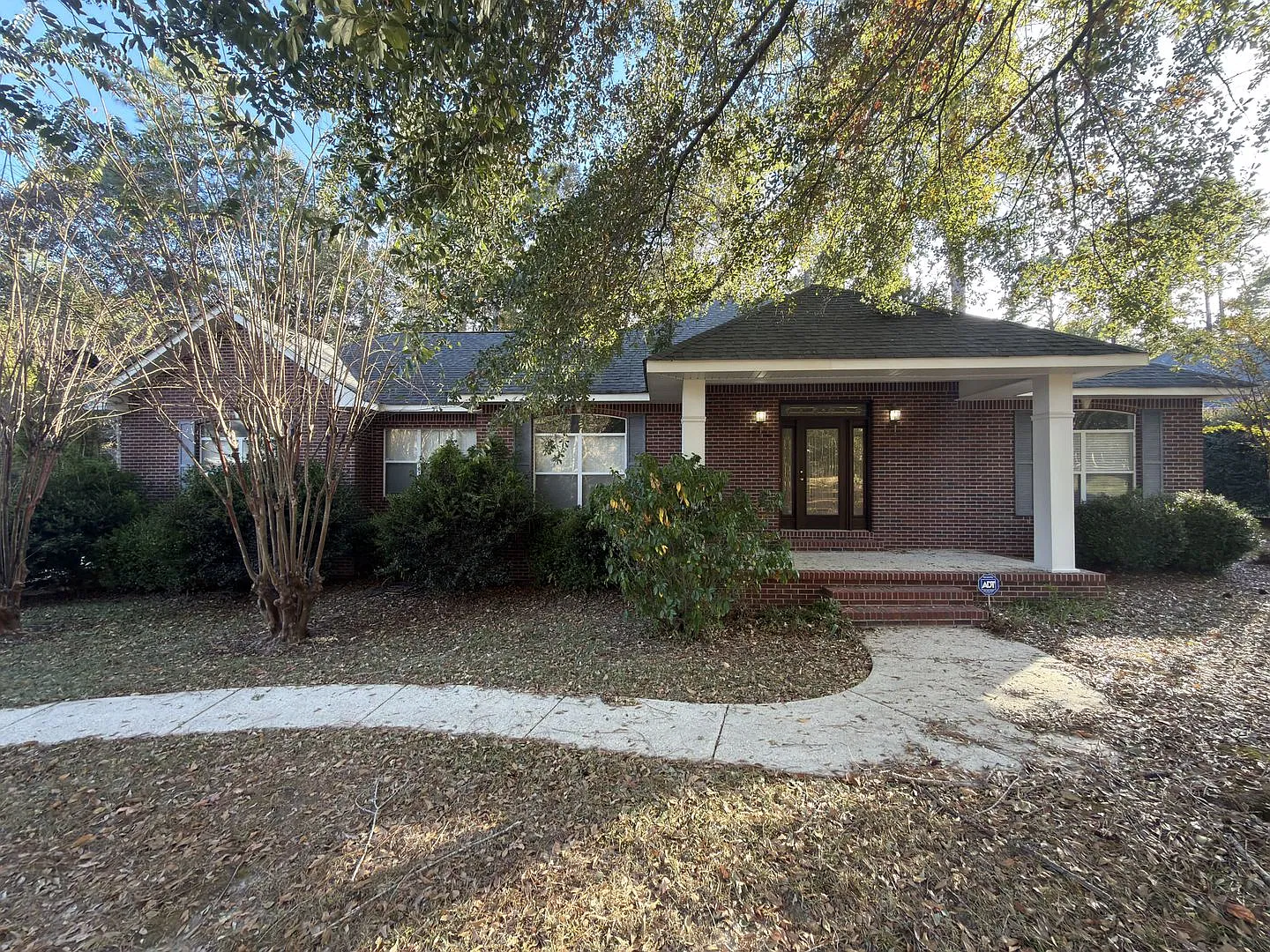 3 Bedroom / 2 Bath In Longleaf/Oak Grove Schools — Photo 1