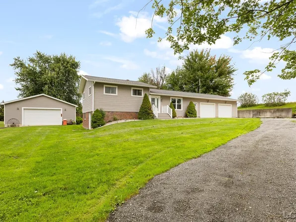12840 Teachout Rd, Manitou Beach, MI 49253