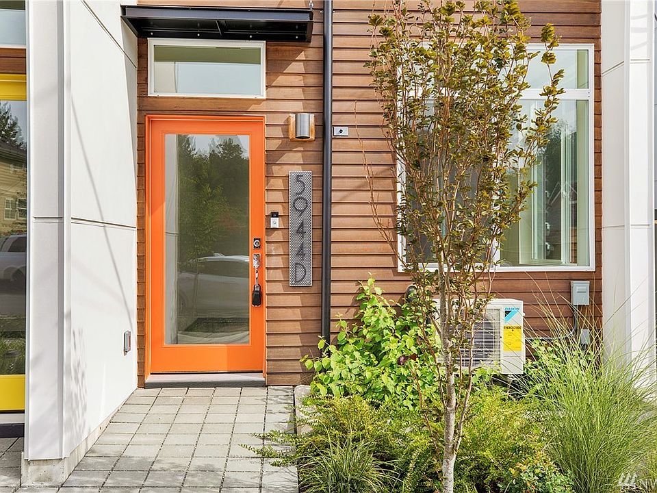 1st image of 5944 36th Ave S #D