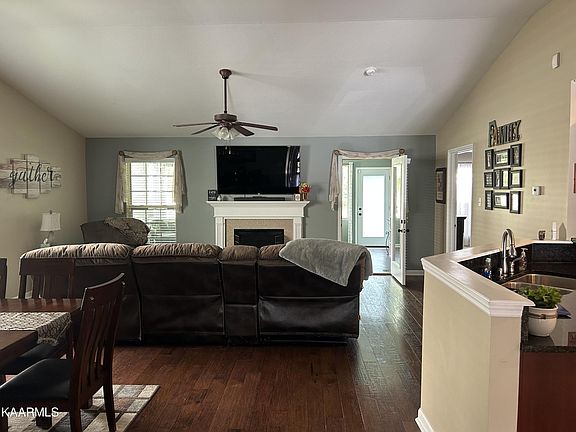4th image of 6149 E McMillan Creek Dr