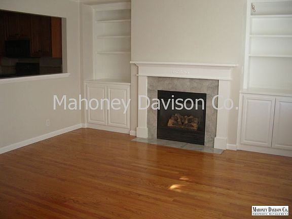 2nd image of 5 Colinda Dr