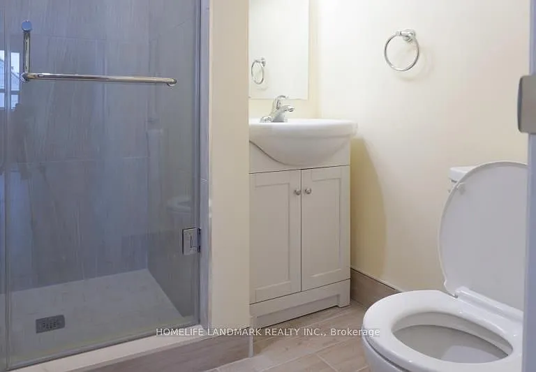 48 Greylawn Cres — Photo 11