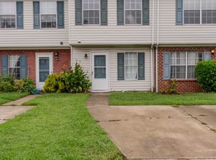 22 Terri Sue Ct, Hampton, VA 23666