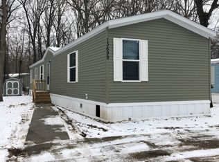 13699 Pinewood Dr, Grand Haven, MI 49417
