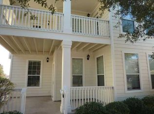138 Hogan, Kyle, TX 78640