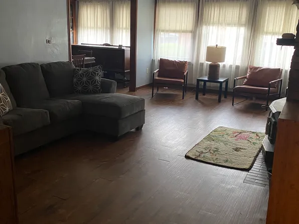 830 Midland Ave, Midland, PA 15059