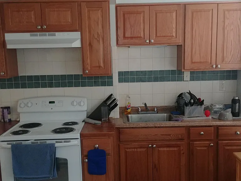 109 South Ave — Photo 2