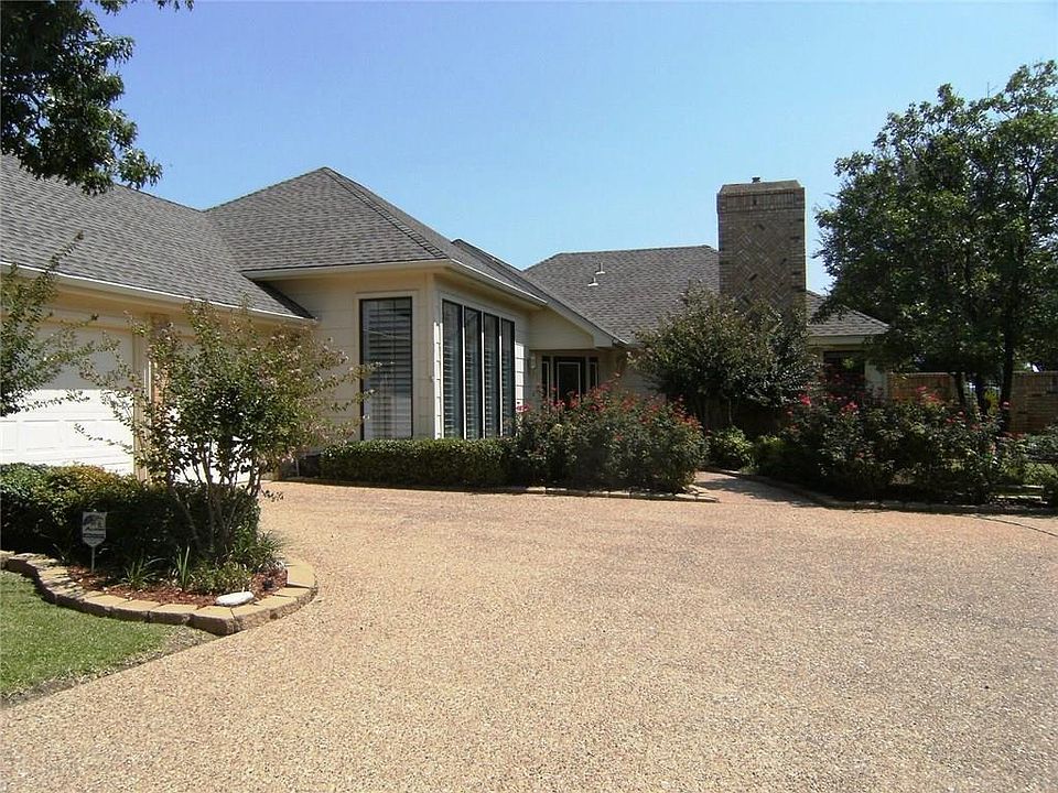 1st image of 33 Lytle Place Dr