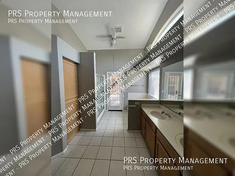 1453 E Sierra Madre Ave — Photo 14