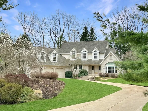 6711 Manchester Farms Rd, Fairview, PA 16415