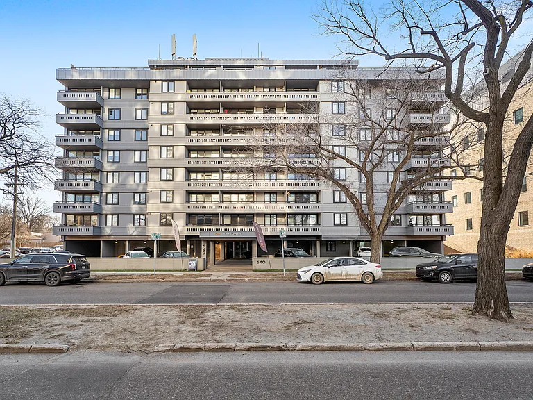 640 Main St — Photo 16