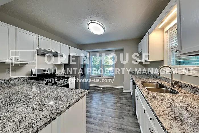 174 Fox Dr — Photo 8