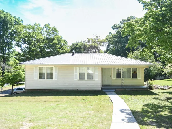 5429 Saks Rd, Anniston, AL 36206
