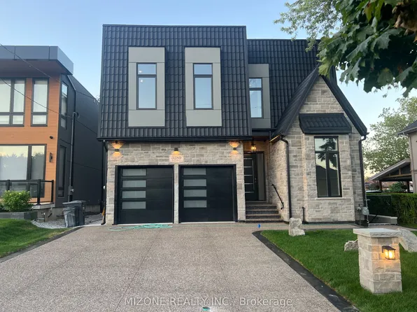 3289 Joan Dr, Mississauga, ON L5B 1T3
